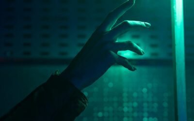 What Makes Elden Ring Stand Out in Reviews?