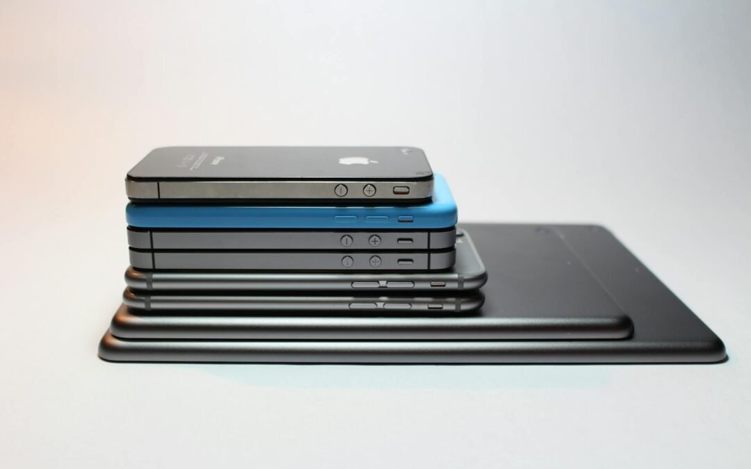 Future Tech vs. Modern Tech: What’s the Difference?